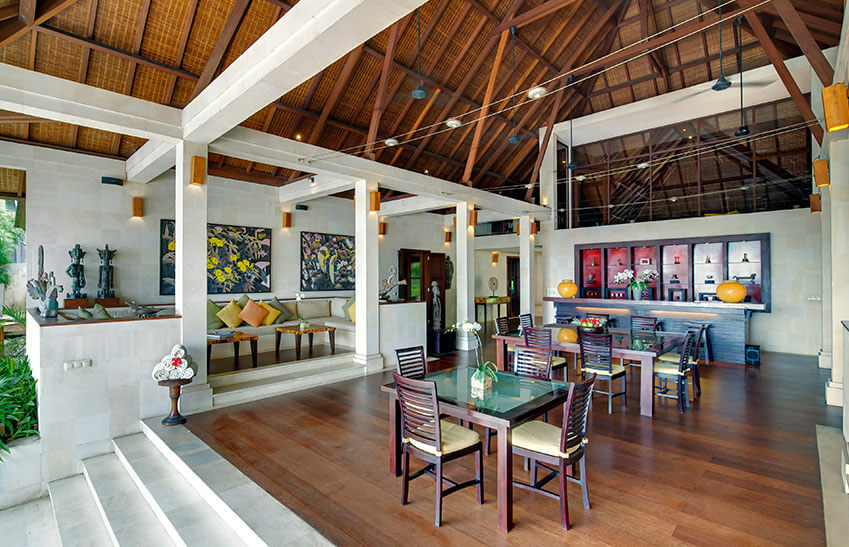 Villa Mandalay - Living and dining room